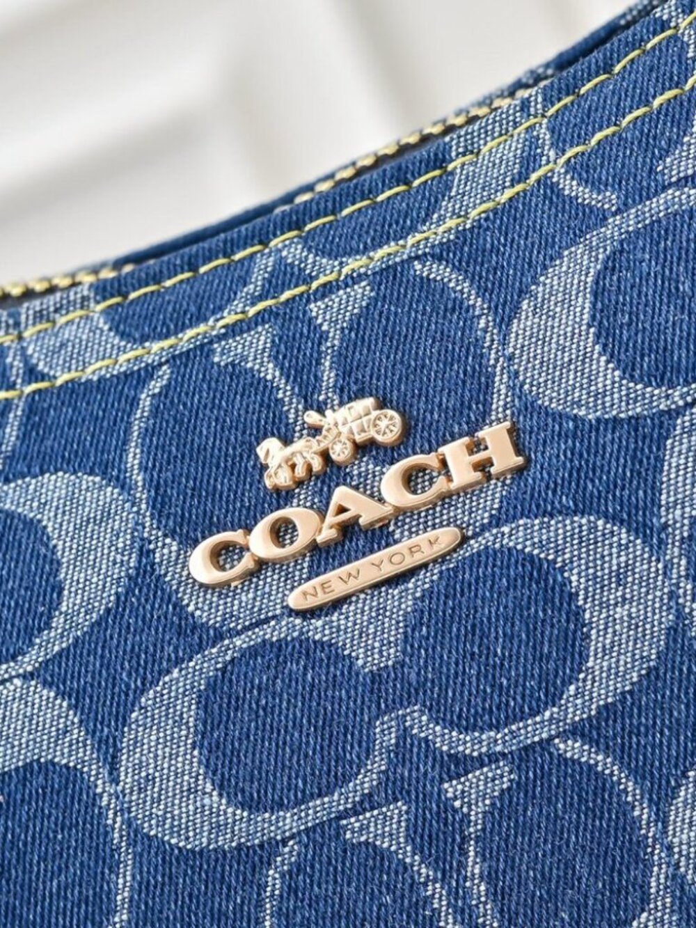 Coach Teri Shoulder Bag Signature Denim CAF82 outlet new - Picture 5 of 8